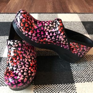 Dansko Tiny Hearts Clogs 39